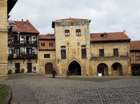 Plaza Mayor de Ramon y Pelayo